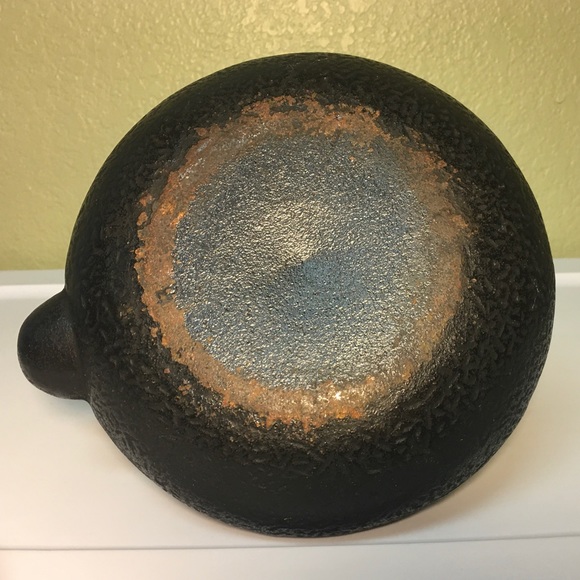 Cast Iron Japanese Tetsu Kyushu Tea Pot - Picture 6 of 12